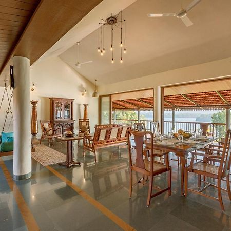 Saffronstays Anantham, Kamshet - Pet-Friendly Lakefront Villa With A Huge Verandah Nethersole Dam Exterior foto